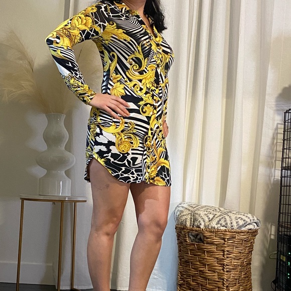 Dresses - Picture 3 of 3